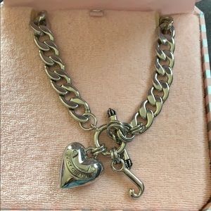 Juicy couture silver necklace